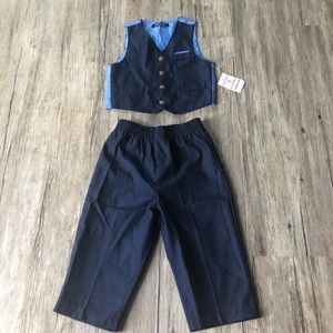 NWT. Nautica Vest + Dress Pant Combo - Toddler.